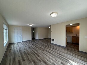 65 Hamilton Ave-Unit -67 in Eugene, OR - Building Photo - Building Photo