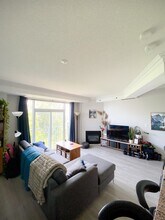 28 Stadium Rd in Toronto, ON - Building Photo - Building Photo