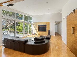 490 Patrick Way in Los Altos, CA - Building Photo - Building Photo