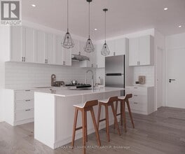 452 Blake Blvd in Ottawa, ON - Building Photo - Building Photo