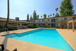 Walnut Heights in Walnut, CA - Building Photo