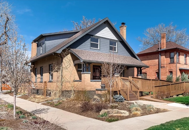 property at 2801 N Vine St