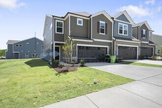 3401 Dropseed Dr in Apex, NC - Building Photo - Building Photo