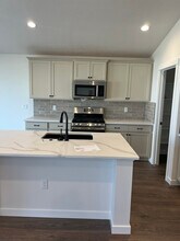 19280 Geneva Wy in Caldwell, ID - Foto de edificio - Building Photo