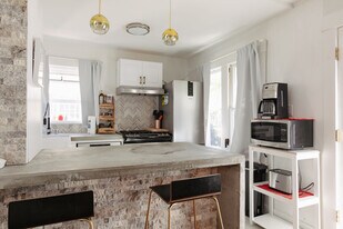 11321 Mississippi Ave, Unit 11321 in Los Angeles, CA - Building Photo