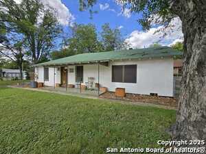1020 Mission Rd in San Antonio, TX - Building Photo - Building Photo