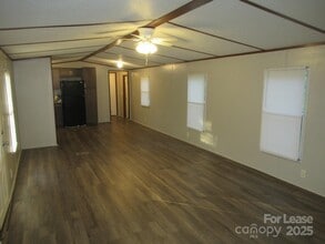 368 Hudson White Trail in Lincolnton, NC - Foto de edificio - Building Photo