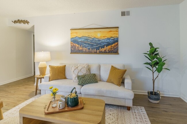 114-239 Northwood Dr