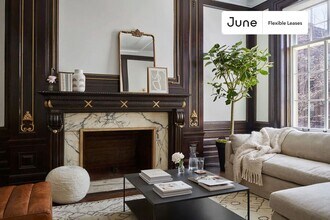 Spacious ROOM at The Grand House, Unit 13 in Brooklyn, NY - Foto de edificio - Building Photo