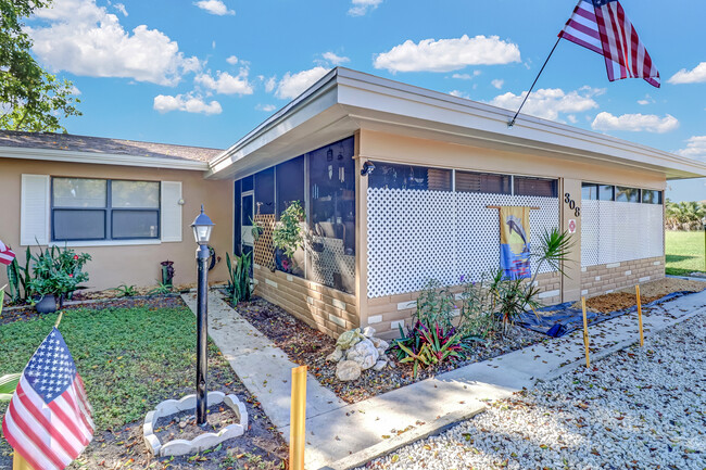 308 Tarpon Dr in Cape Coral, FL - Building Photo - Building Photo