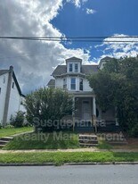 2803 Canby St in Harrisburg, PA - Building Photo