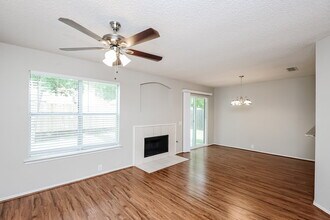 8564 Charleston Ave in Fort Worth, TX - Building Photo - Building Photo
