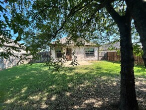 673 Copenhavr St in Pilot Point, TX - Building Photo - Building Photo