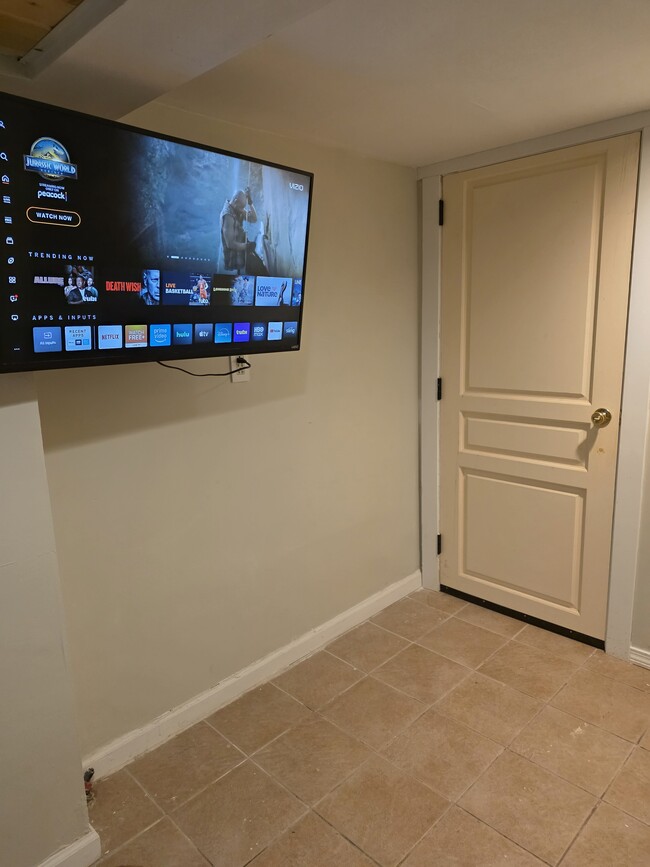 1770 Park Ave, Unit 1B