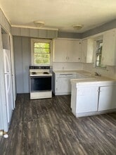 2501 Malcolm St in Shreveport, LA - Building Photo - Building Photo