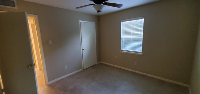 property at 3202 Yale St