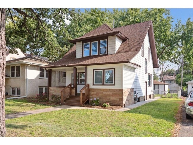 property at 1642 Marshall Ave
