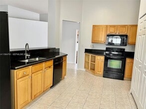 11854 SW 8th St in Pembroke Pines, FL - Building Photo - Building Photo