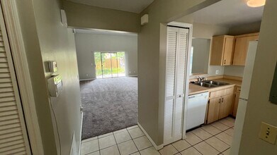 112 Dahlia Village Cir in Orlando, FL - Building Photo - Building Photo