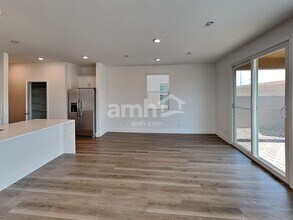 10115 Cv Mountain St in Las Vegas, NV - Building Photo - Building Photo