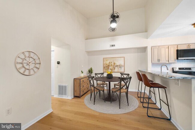 14046 Erie Ct in Gainesville, VA - Building Photo - Building Photo