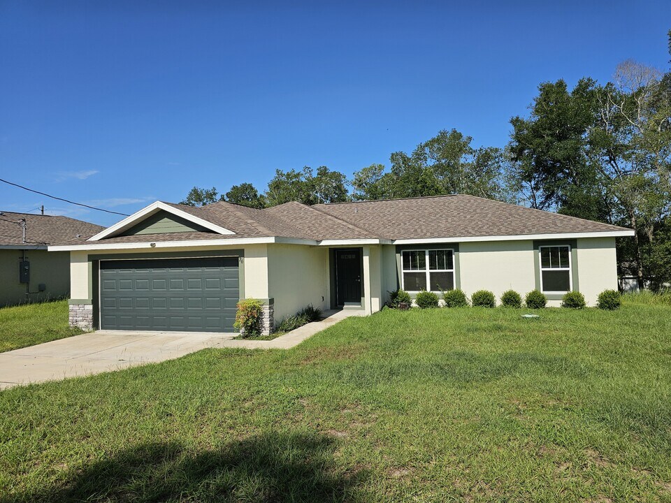 26 Spruce Terrace in Ocala, FL - Building Photo