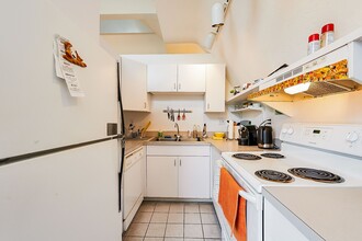 32 Mason Ter in Brookline, MA - Building Photo - Building Photo