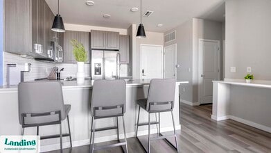 6850 Foxtail Palm Wy, Unit 4107 in Bradenton, FL - Building Photo - Building Photo