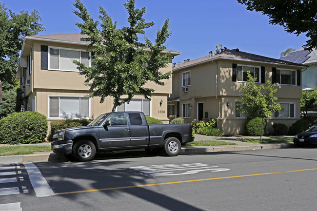 1626 27th St in Sacramento, CA - Building Photo - Building Photo