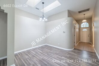 6602 Elliot Dr in Tampa, FL - Building Photo - Building Photo