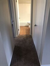 127 Abbey Ln in Chesterton, IN - Building Photo - Building Photo