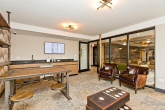 5536 N Sheridan Rd in Chicago, IL - Building Photo - Building Photo