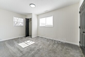 947 Albany St in Indianapolis, IN - Building Photo - Building Photo