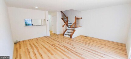 14303 Beaker Ct in Burtonsville, MD - Building Photo - Building Photo