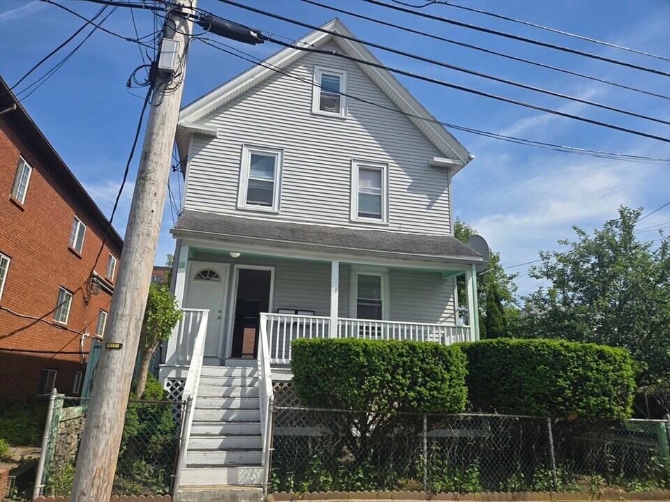 19 Central Ave in Everett, MA - Building Photo