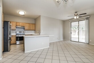 11170 W Holly St in Avondale, AZ - Building Photo - Building Photo