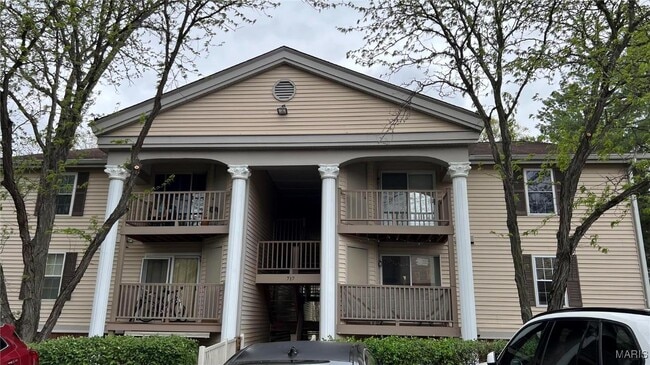 property at 717 Ridgeside Dr