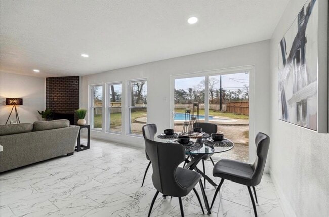 1210 Burning Tree Rd