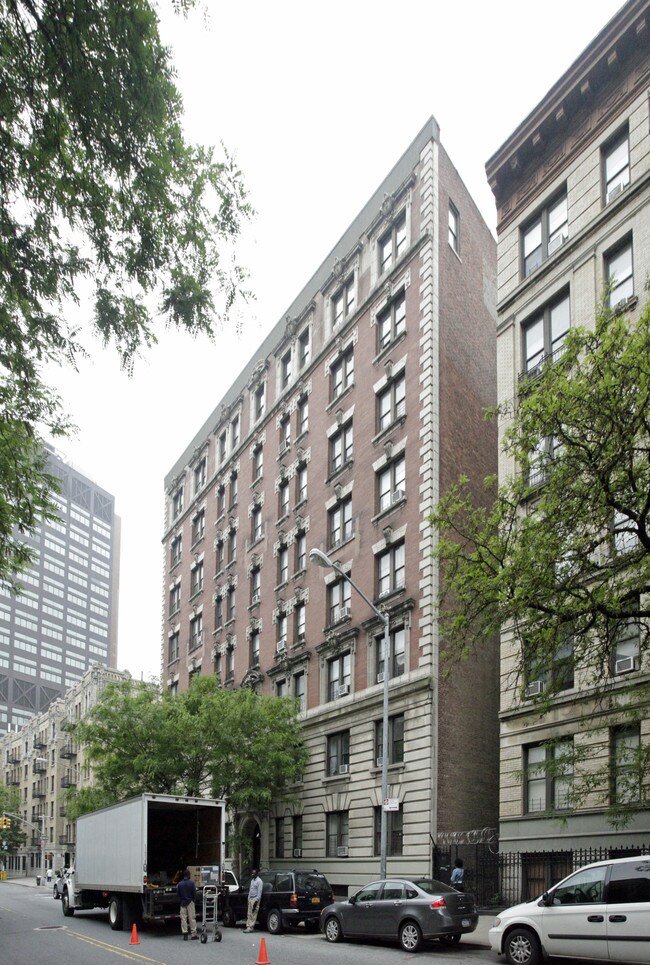 701 W 170th St in New York, NY - Building Photo - Building Photo