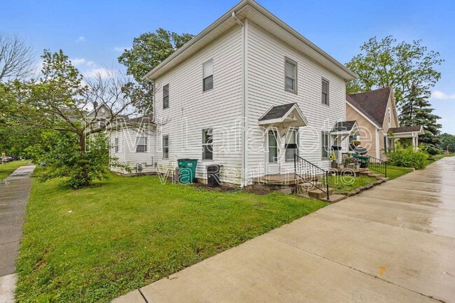 property at 403 S East St