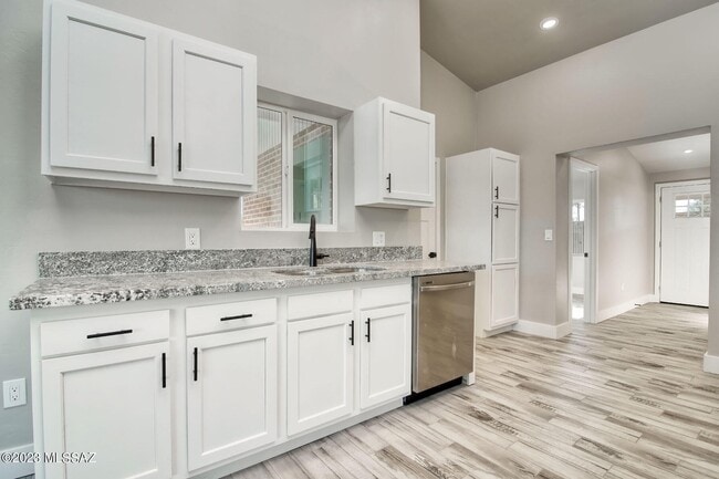 892 E Glenn St in Tucson, AZ - Building Photo - Building Photo