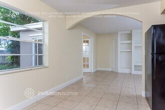414 SW 80th Terrace in North Lauderdale, FL - Building Photo - Building Photo