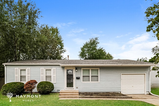 property at 400 N Ponca Dr