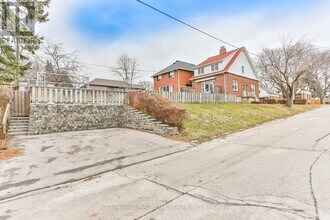 26 Forty First St in Toronto, ON - Building Photo - Building Photo