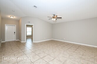 1655 Painter St SE in Palm Bay, FL - Foto de edificio - Building Photo