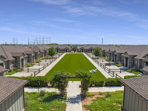 Salt Creek in Lubbock, TX - Foto de edificio - Building Photo