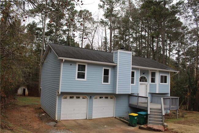 135 Omega Dr in Lawrenceville, GA - Building Photo - Building Photo