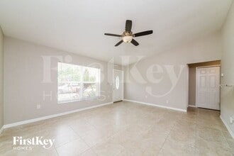 1539 Tripoli St in North Port, FL - Building Photo - Building Photo