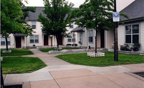 Dayspring Townhomes in Ridgely, MD - Foto de edificio