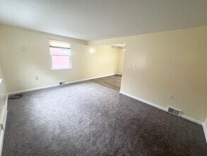 4657 Peoples Rd in Pittsburgh, PA - Building Photo - Building Photo